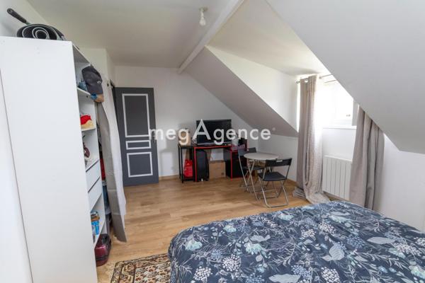 Maison à DEVILLE-LES-ROUEN, 76250 - 8 pièces 221m²