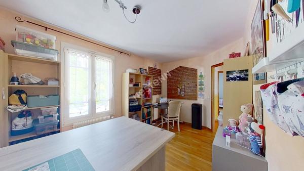 Maison Marines 8 pièces - 197m²