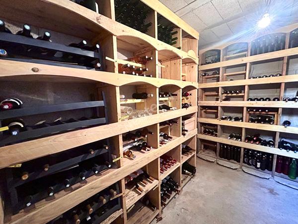 Maison Marines 8 pièces - 197m²