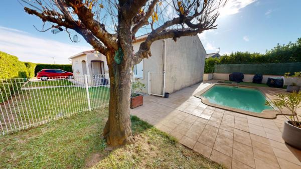 Maison plain pied à Pennautier avec Piscine et garage