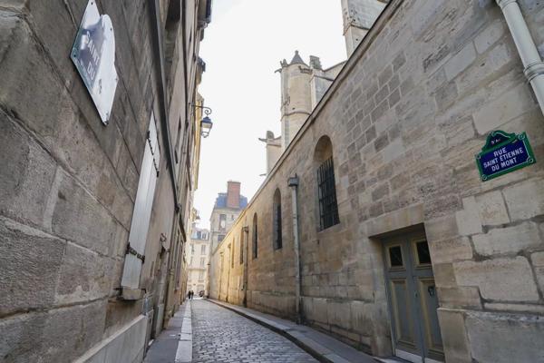 Appartement Paris 5 e - PANTHÉON / MONTAGNE-SAINTE-GENEVIÈVE