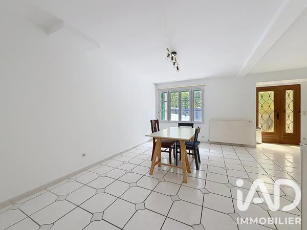 Maison à vendre 6 pièces 148,4 m² Sainte-Geneviève-des-Bois