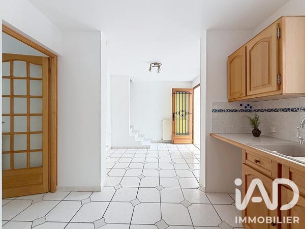 Maison à vendre 6 pièces 148,4 m² Sainte-Geneviève-des-Bois