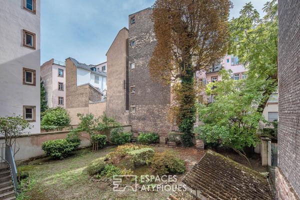 Duplex d’exception sous les toits avec vue Cathédrale