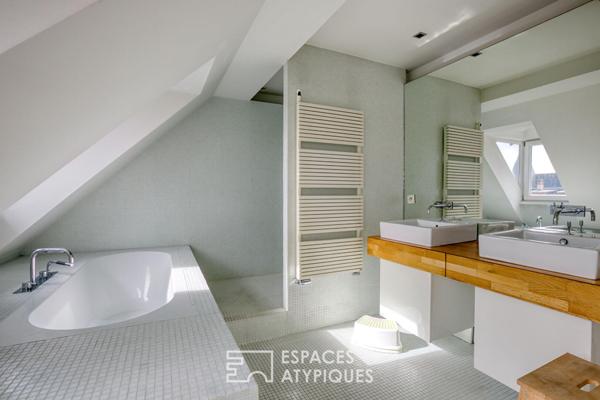 Duplex d’exception sous les toits avec vue Cathédrale