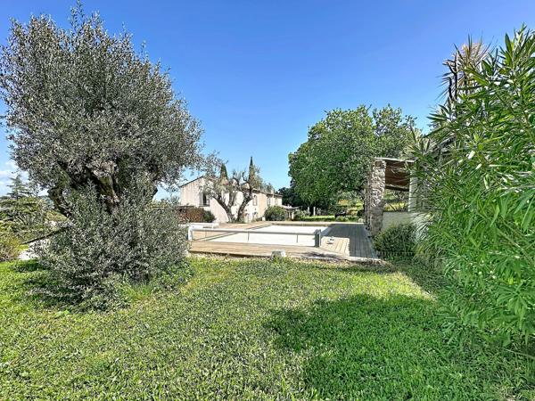Maison de Maître sur 12000 m2 à Hyères