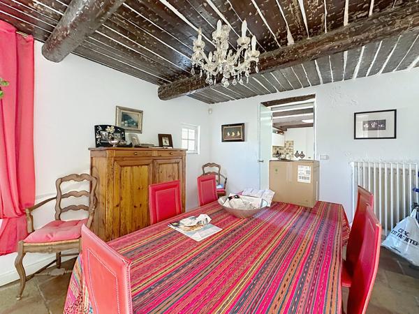 Maison de Maître sur 12000 m2 à Hyères