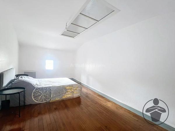 Vente Immeuble 3 pièces 105 m2 à Coutras