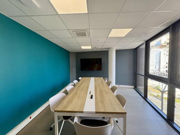 A LOUER - BUREAUX - AUDITORIUM