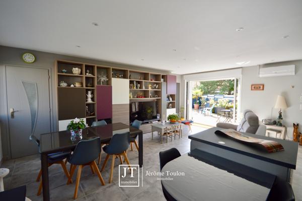 Appartement
                                                                                                                                                                                                                                                                                                                        4 pièce(s)                                                                                                                                                                                                          3 chambre(s)                                                                                                                                                                                                          111  m²