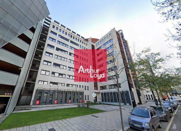 Bureau à louer Europole Grenoble proche gare et services variés