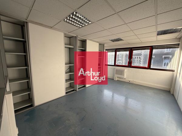 Bureaux 456 m2 à vendre à La Tronche accès tram immédiat et rénové