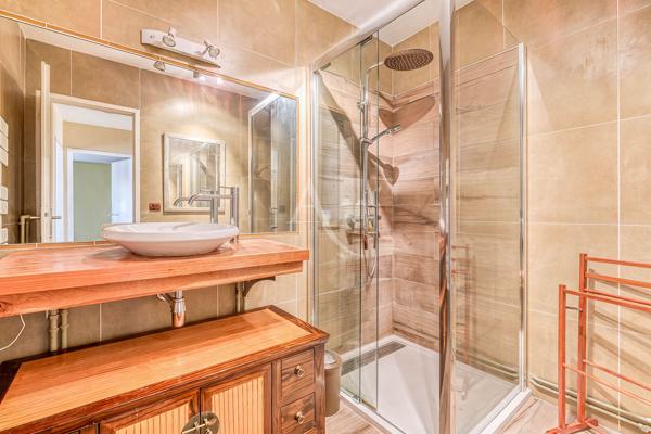 Immeuble Serris 6 pièces 258.1 m2