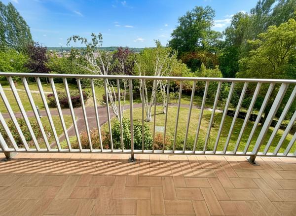 Appartement Viroflay Rive Droite 3 pièces 81 m2 balcon box cave