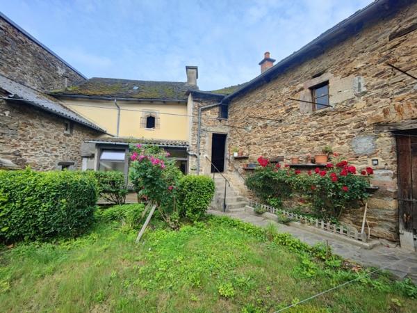 CALMONT-MAISON AVEC JARDIN A RENOVER Calmont