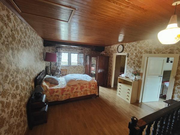 CALMONT-MAISON AVEC JARDIN A RENOVER Calmont