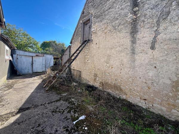 Maison Chezelles 2 pièce(s) 70 m2