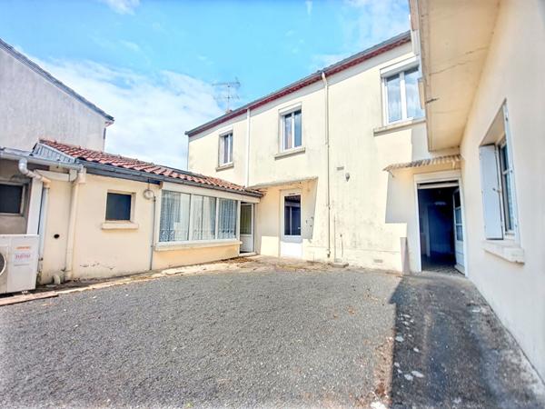 Maison de ville - Grands volumes - 190m² - Divatte Sur Loire