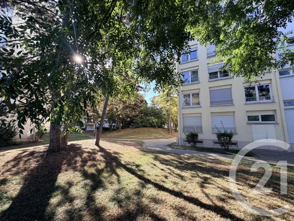 Appartement F4 à vendre  4 pièces - 85 m 2   ILLKIRCH GRAFFENSTADEN  - 67
