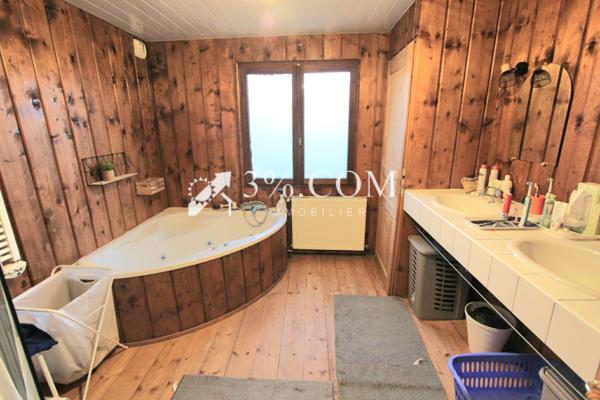 Maison 6 pièce(s) 5 chambre(s) 209 m²