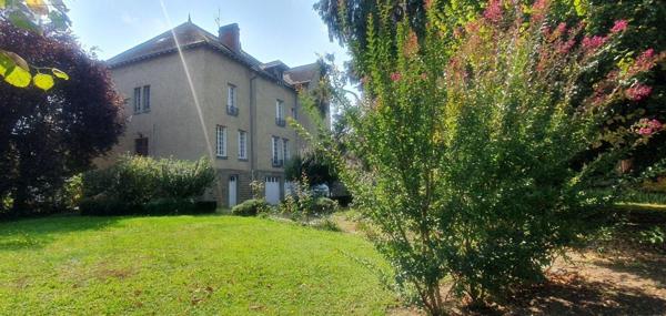 Maison de maître à vendre à Aixe-sur-Vienne en Haute-Vienne (87700), ref : 87006/1177