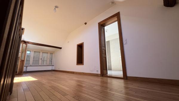 L'Isle-sur-Serein (89440) À louer – Maison avec garage, L’Isle-sur-Serein