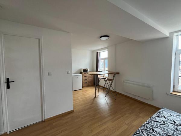 A LOUER : T1 à LILLE • • 485 € CC • Réf. 1574-11