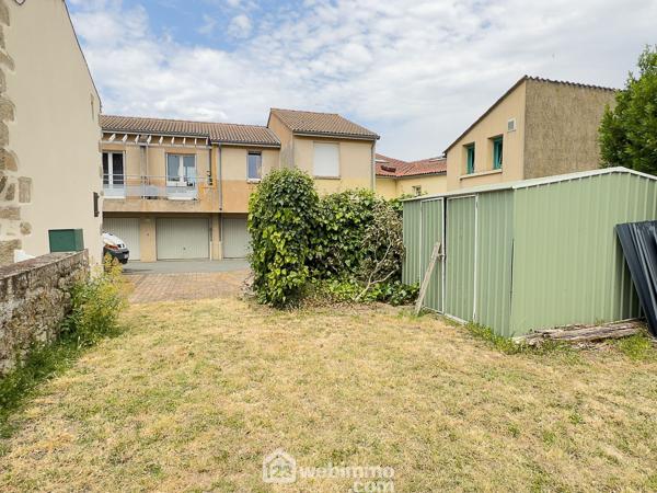 Maison 62 m² à Saint-Pierre-des-Échaubrognes 79700