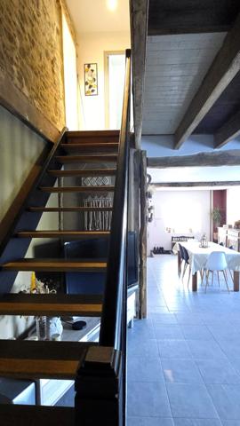 Maison rénovée en Pierre 6 pièces + Jardin + Garage - ORADOUR SUR GLANE (87)