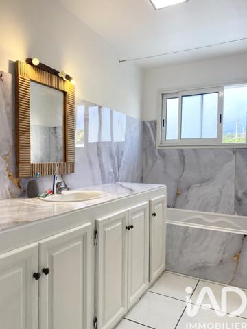 Maison à vendre 5 pièces 107 m² Saint-Pierre