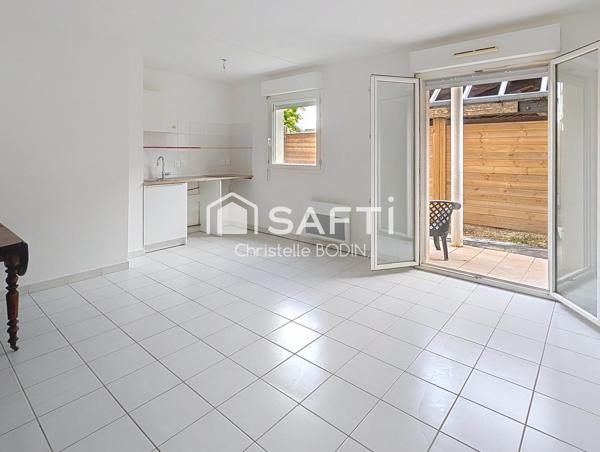 Appartement coup de cœur – 45 m² avec extérieur privatif et parking – À 2 min de La Rochelle