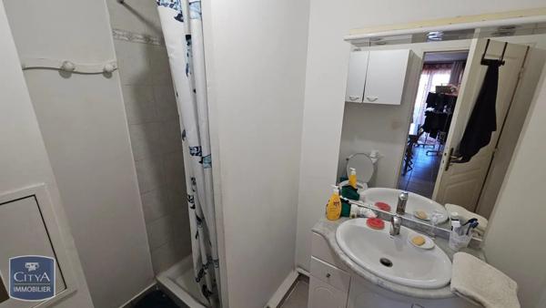 Appartement à louer 3 pièces 58m² Toulon (83100)