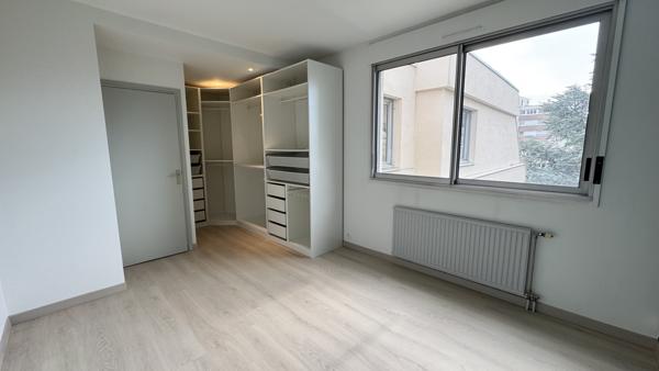 Saint-Étienne (42100) MAGNIFIQUE APPARTEMENT DUPLEX DE 160M2 AVEC BELLE TERRASSE