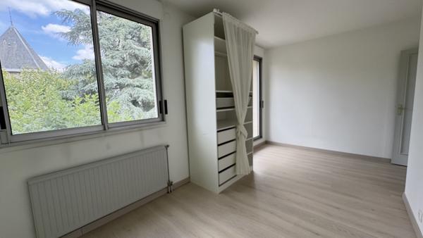 Saint-Étienne (42100) MAGNIFIQUE APPARTEMENT DUPLEX DE 160M2 AVEC BELLE TERRASSE