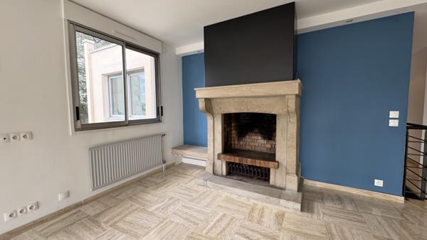 Saint-Étienne (42100) MAGNIFIQUE APPARTEMENT DUPLEX DE 160M2 AVEC BELLE TERRASSE