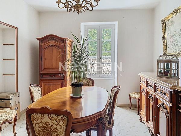 Maison de ville avec dépendances à vendre à Fontenay-le-Comte