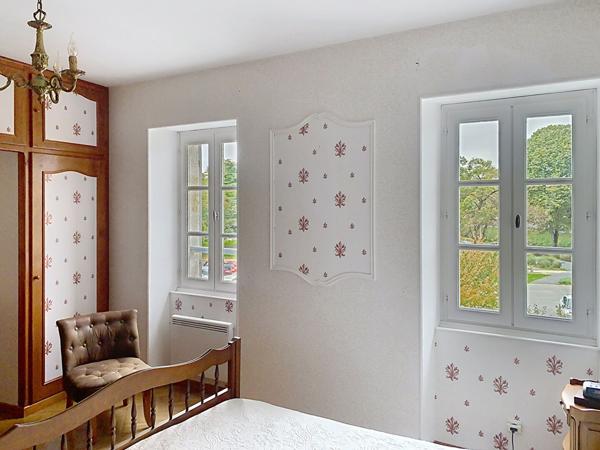 Maison de ville avec dépendances à vendre à Fontenay-le-Comte