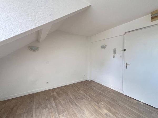 Appartement 1 pièce                                        - 35000 Rennes - CENTRE Réf : 2345