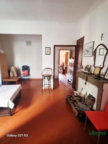 A voir Draguignan centre F3 de 95m traversant avec terrasse et cave 168000€ dpe d Draguignan (83300)