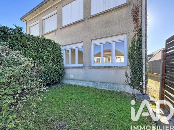 Immeuble à vendre 64 m² Lardy