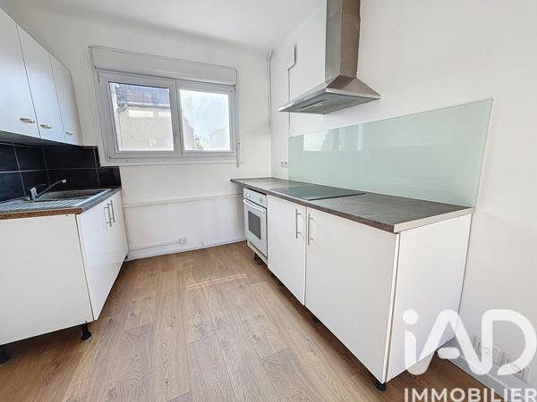 Immeuble à vendre 64 m² Lardy