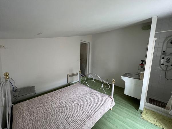 Maison 146m²  7 Pièces à vendre à Valence En Poitou