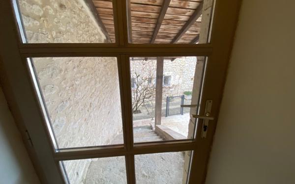 Maison à vendre    2 pièces •  Montpezat-de-Quercy