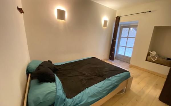 Maison à vendre    2 pièces •  Montpezat-de-Quercy