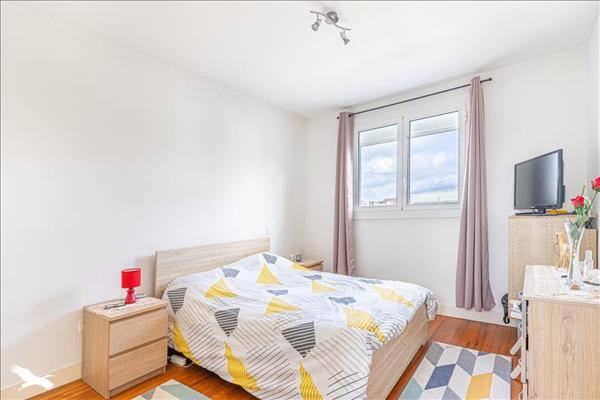 Maison à louer |  BASSENS |  5 pièces | 94 m²