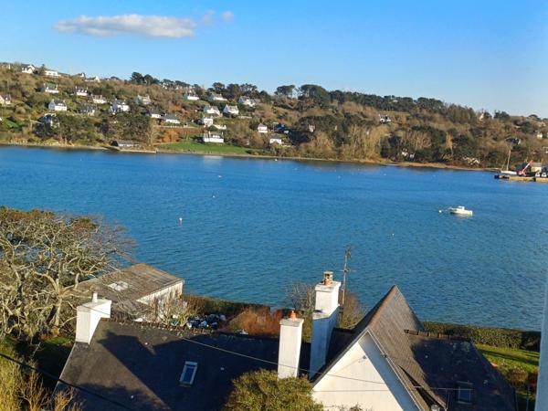 Plougasnou (29630) Plougasnou port du Diben, maison 5 chambres avec possibilité appartement indépendant.