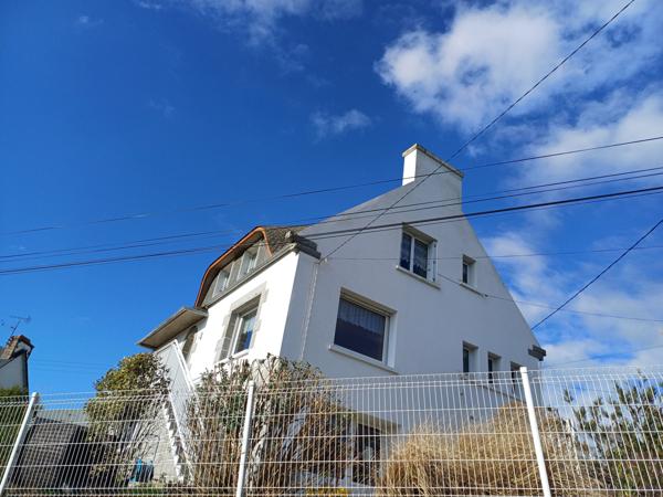 Plougasnou (29630) Plougasnou port du Diben, maison 5 chambres avec possibilité appartement indépendant.