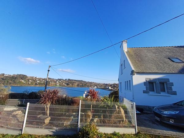 Plougasnou (29630) Plougasnou port du Diben, maison 5 chambres avec possibilité appartement indépendant.