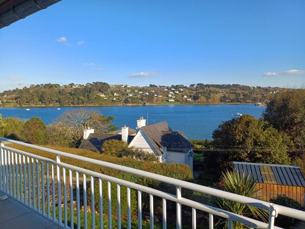 Plougasnou (29630) Plougasnou port du Diben, maison 5 chambres avec possibilité appartement indépendant.