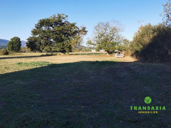Grand terrain plat à Gajan